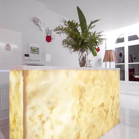 Oda ve Kahvaltı Bela Vista 4*